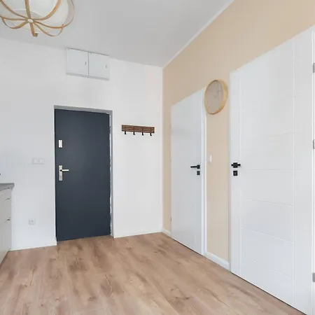 Przytulny Blisko Rynku By Renters Апартаменти