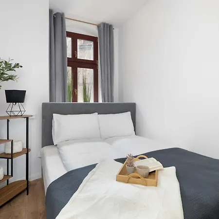 Apartment Przytulny Blisko Rynku W Poznaniu Mostowa 2 By Heyrent
