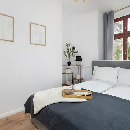 Przytulny Blisko Rynku By Renters Апартаменти Познань